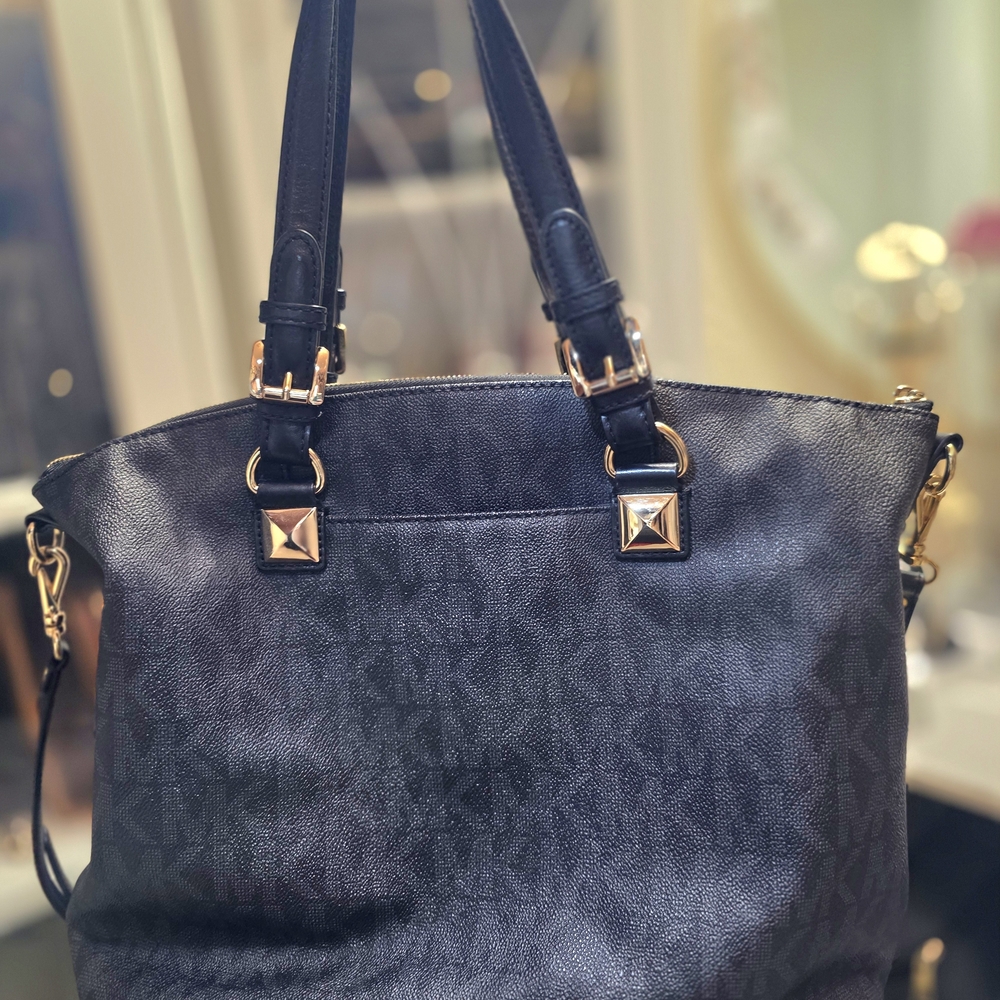 Sold - Picture 3 of 12